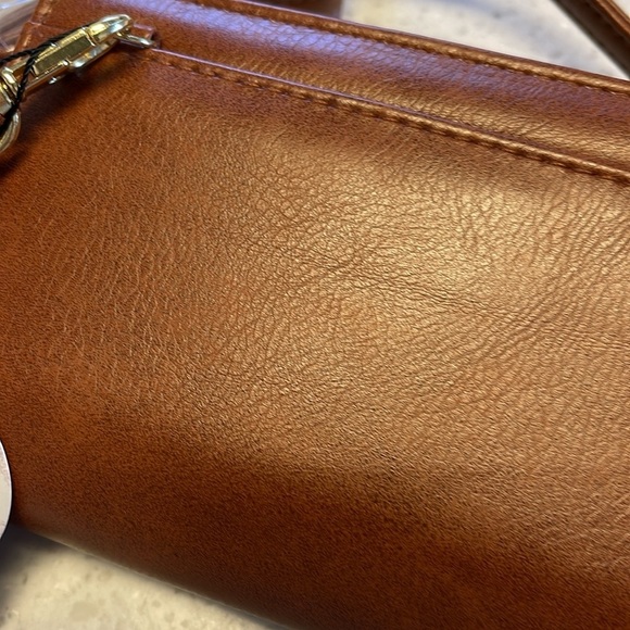 Mundi Small Big Fat Crossbody Photo flip Checkbook Cover Card Pockets 7x4x2 - Picture 7 of 13